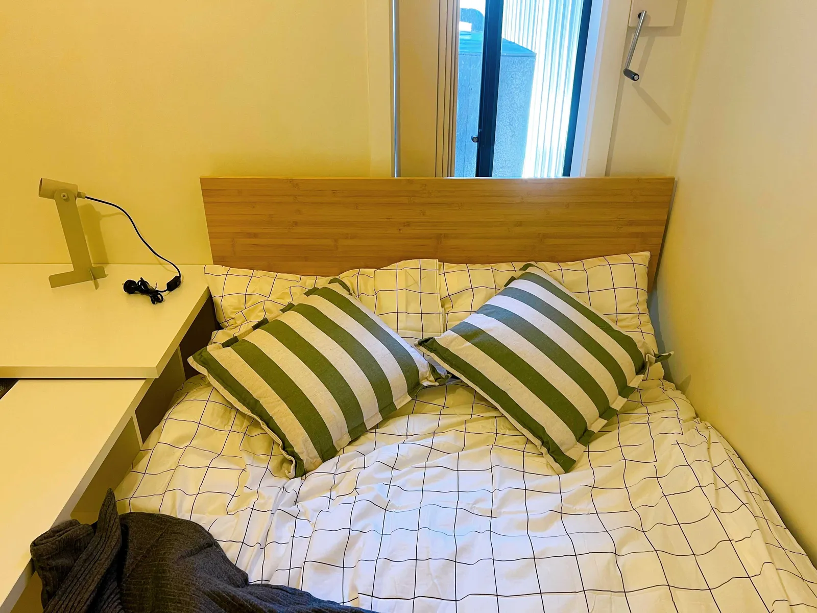 
[Room 4] Talbot Avenue, North Plympton